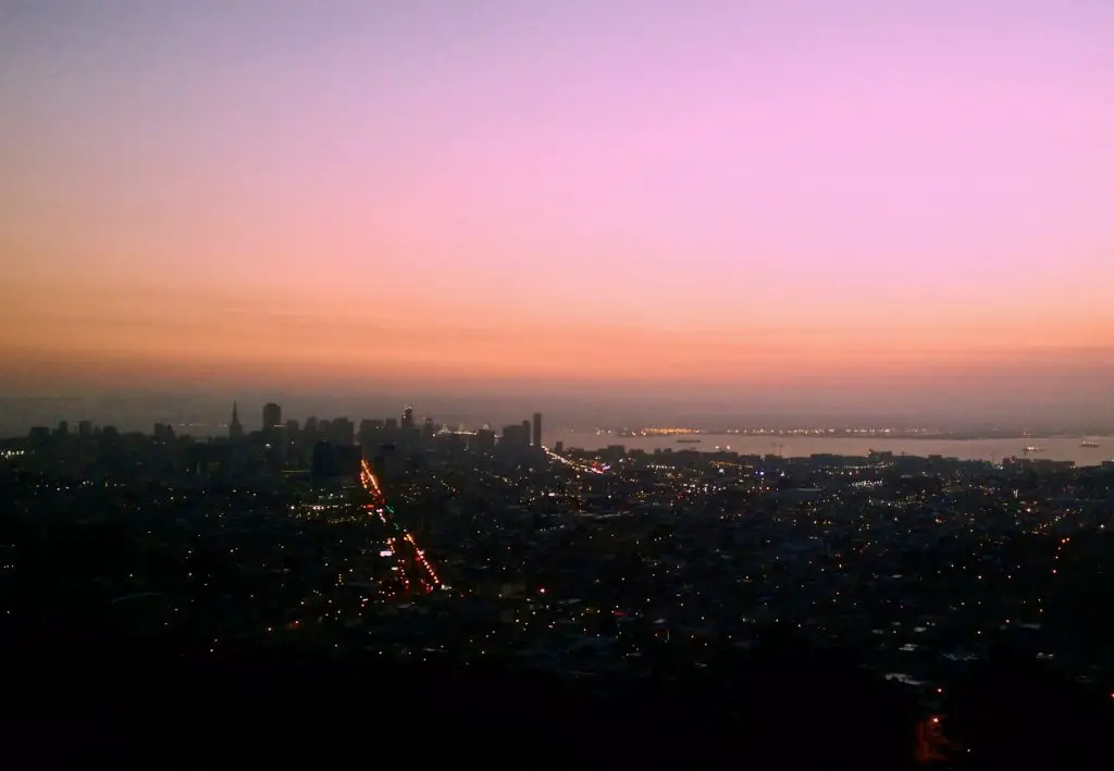 Sonnenaufgang bei Twin Peaks San Francisco