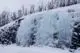 Vereister Wasserfall in Lappland