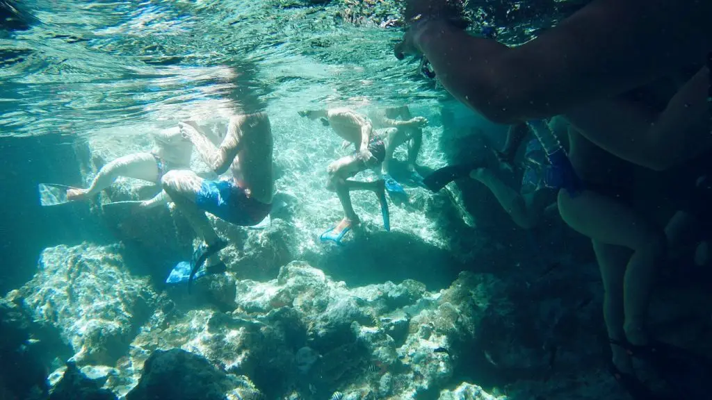 Staniel Cay Thunderball Grotto