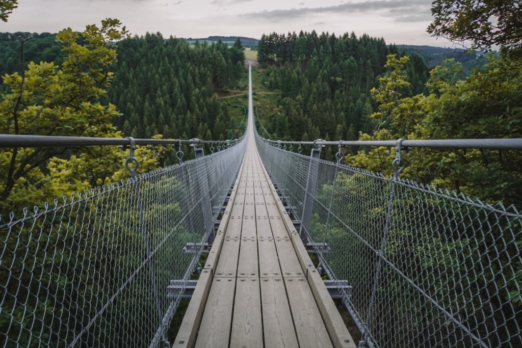 Hängeseilbrücke Geierlay: Deutschlands beeindruckendste Hängebrücke