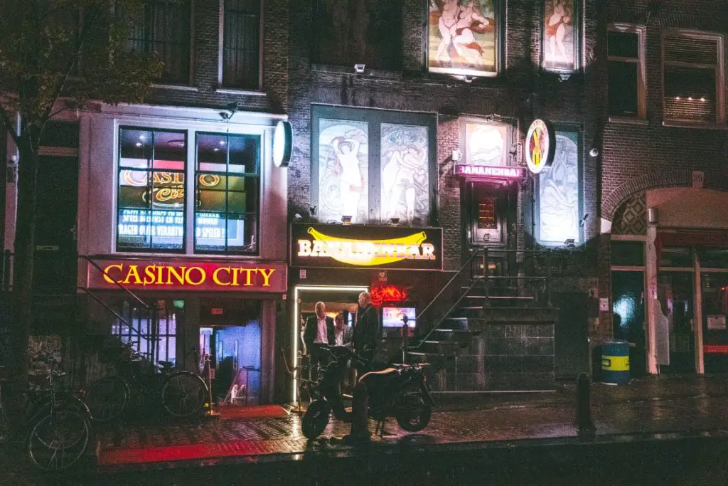 Amsterdam Nightlife Guide The Amsterdam Red Light District