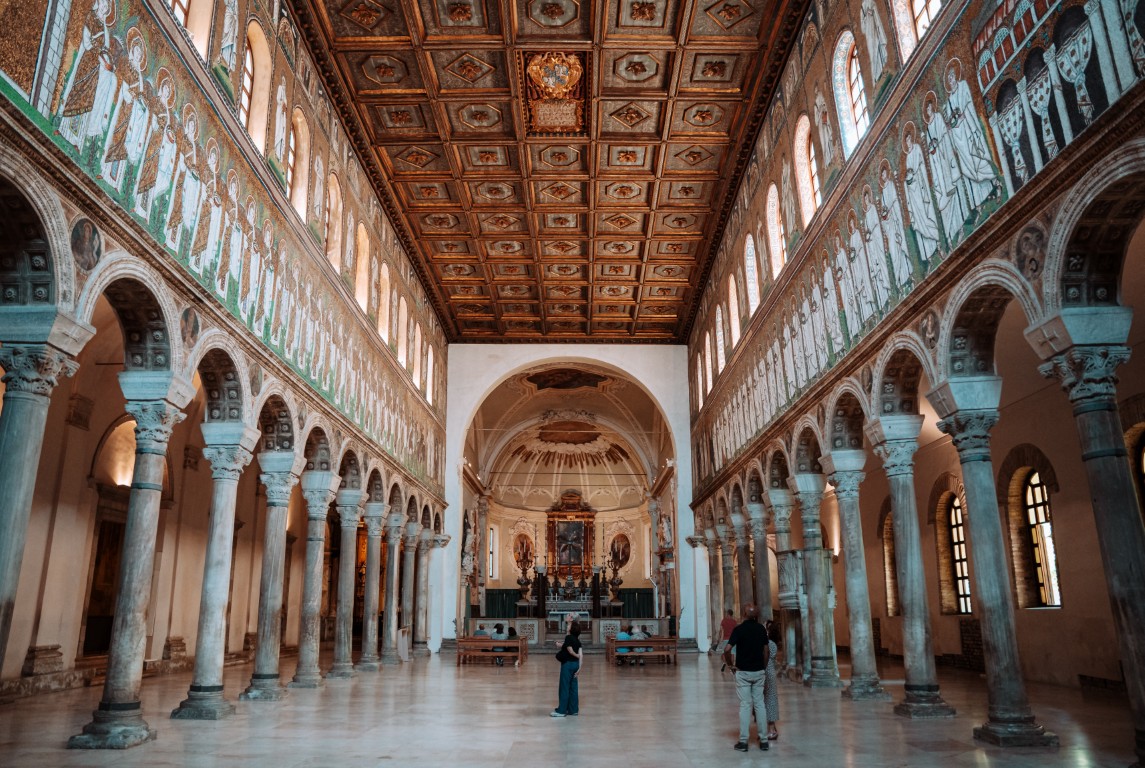 Basilica di Sant Apollinare Nuovo Ravenna