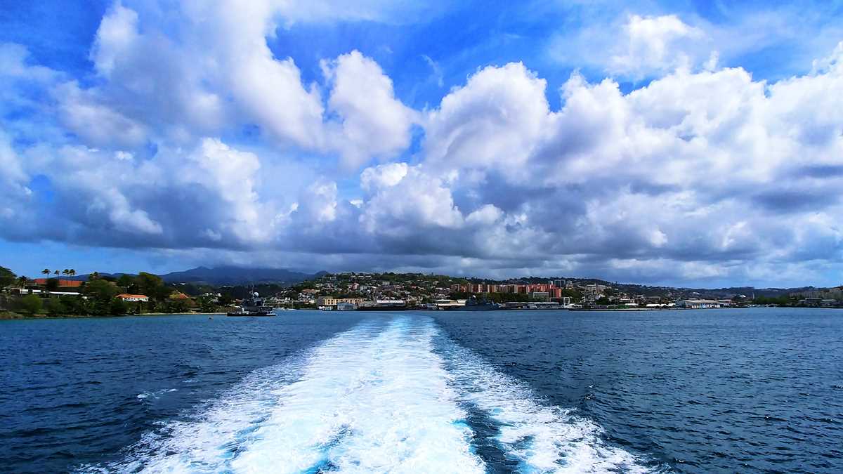 Fähre Karibik Martinique Guadeloupe