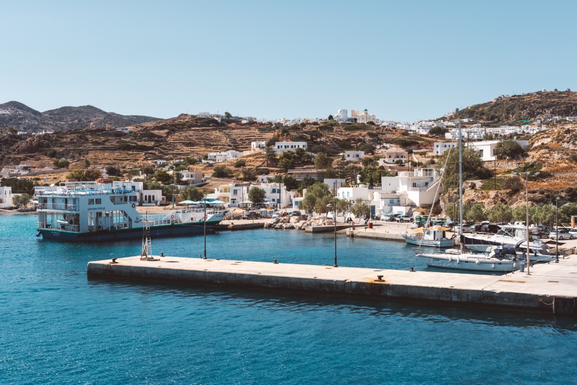 Kimolos Fähre Psathi Hafen